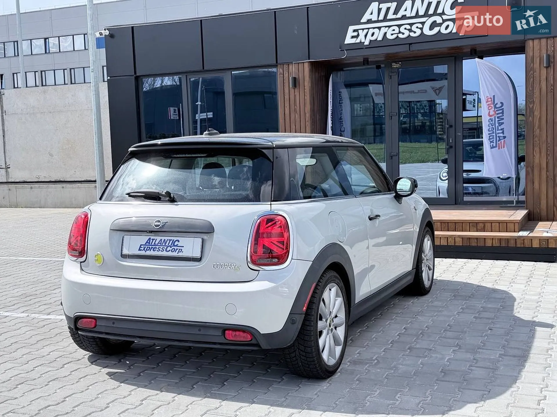 2020 MINI Cooper - мініатюра 4