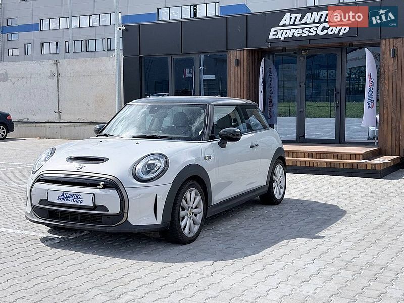 Хэтчбек MINI Cooper 2020 в Киеве
