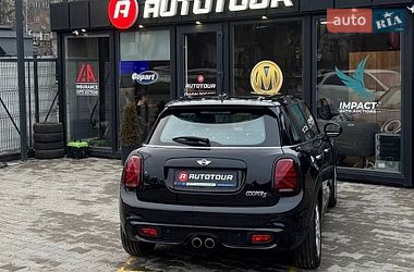 Хетчбек MINI Cooper 2017 в Чернівцях