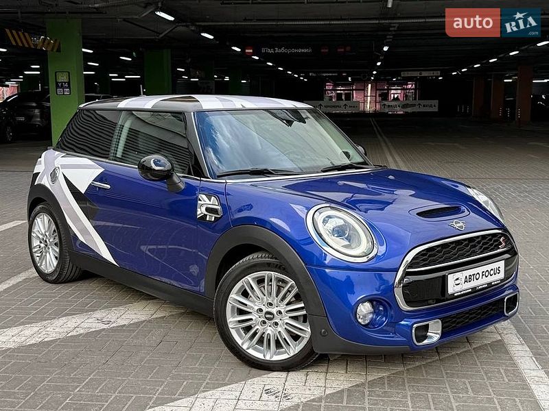 MINI Cooper 2018