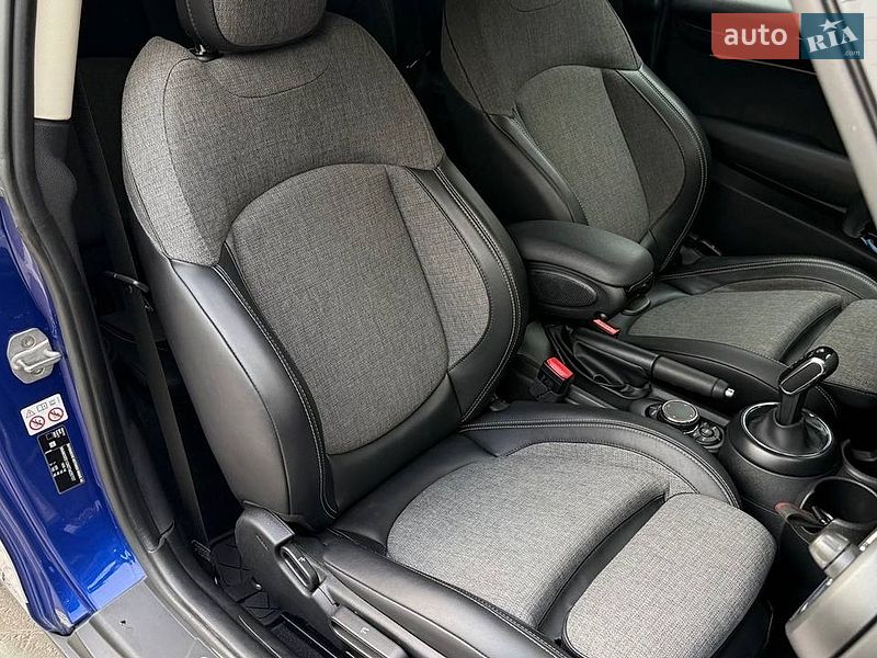 Хэтчбек MINI Cooper 2018 в Киеве