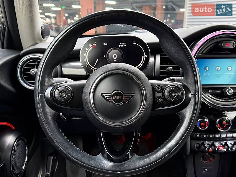Хэтчбек MINI Cooper 2018 в Киеве