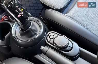 Хэтчбек MINI Cooper 2018 в Киеве