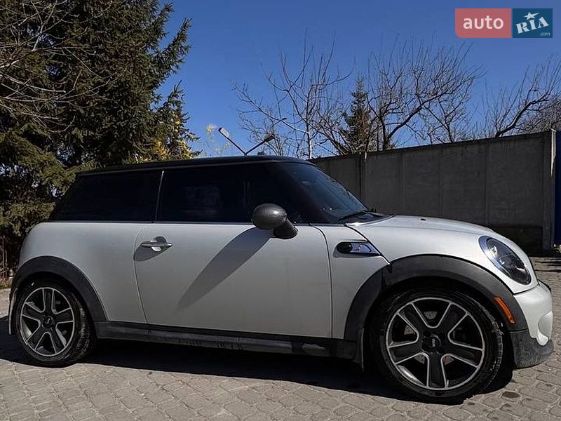 Хэтчбек MINI Cooper 2012 в Львове фото 5 Хэтчбек MINI Cooper 2012 в Львове