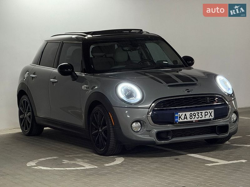 Хетчбек MINI Cooper 2016 в Києві