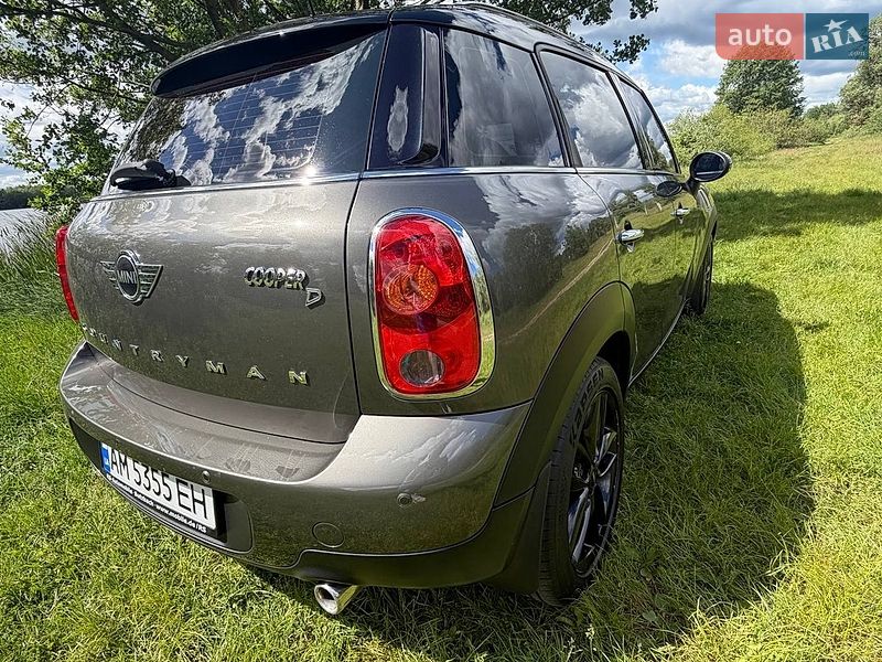 Хэтчбек MINI Cooper 2012 в Житомире