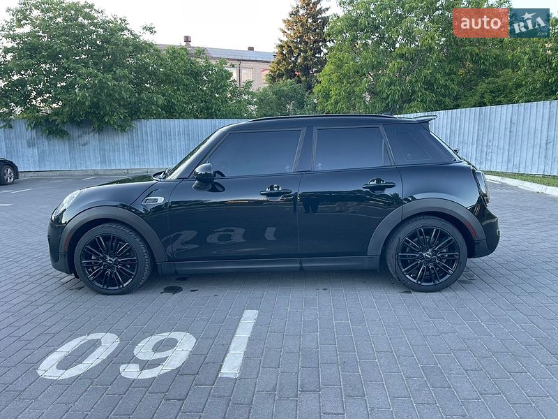 Хетчбек MINI Cooper 2015 в Харкові