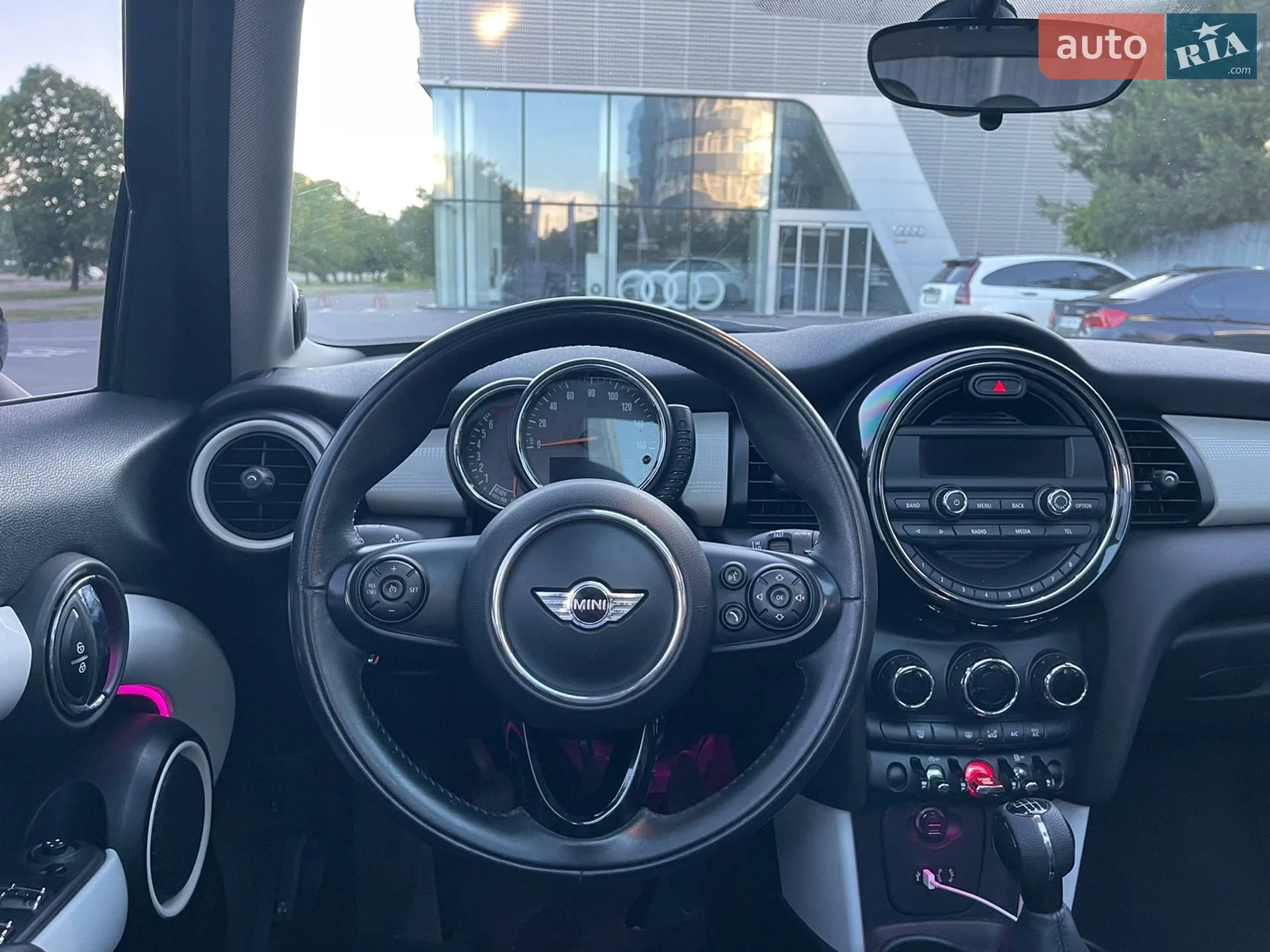 2015 MINI Cooper - мініатюра 16