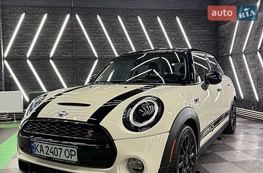 Хетчбек MINI Cooper 2015 в Києві