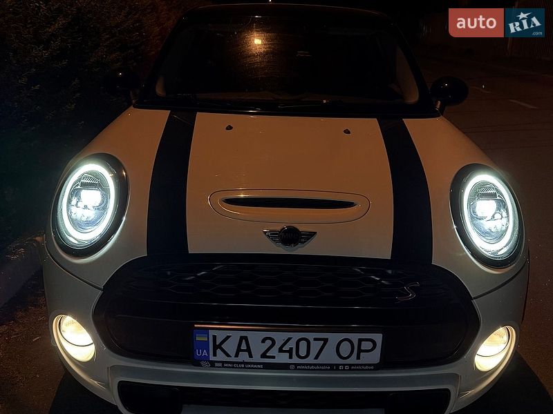 Хетчбек MINI Cooper 2015 в Києві