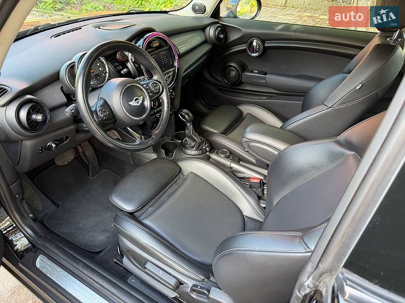 Хетчбек MINI Cooper 2015 в Одесі
