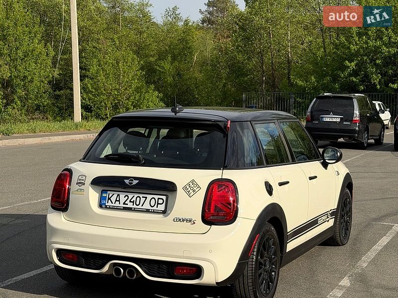 Хетчбек MINI Cooper 2015 в Києві
