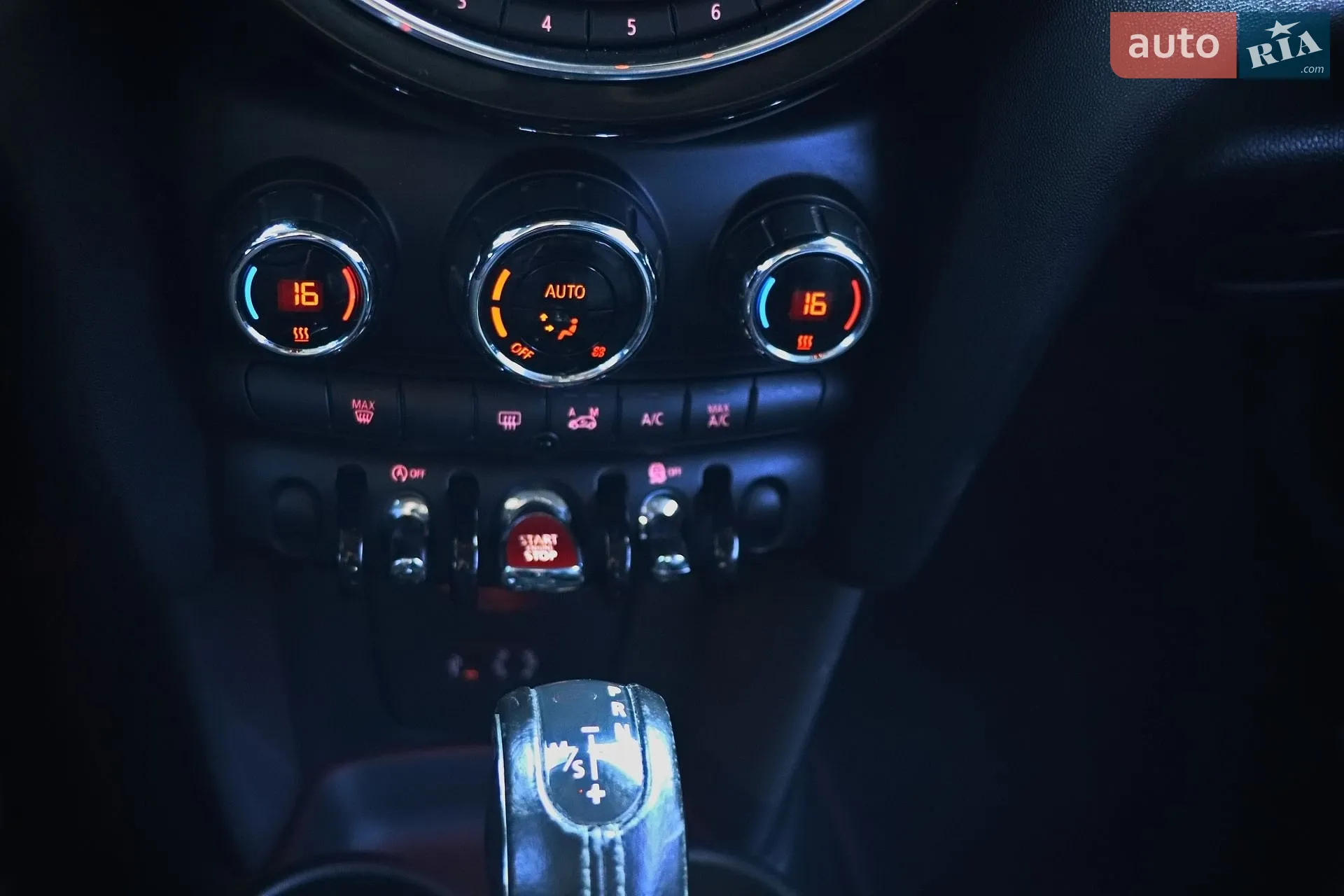 2015 MINI Cooper - мініатюра 17