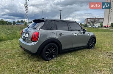 Хэтчбек MINI Cooper 2016 в Броварах