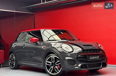 Хэтчбек MINI Cooper 2019 в Киеве