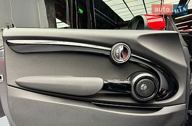 Хэтчбек MINI Cooper 2019 в Киеве