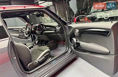 Хэтчбек MINI Cooper 2019 в Киеве