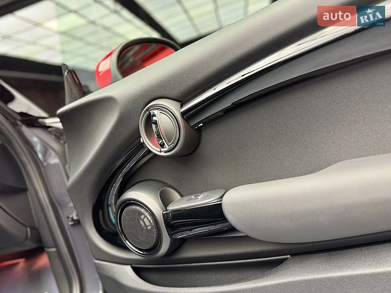 Хэтчбек MINI Cooper 2019 в Киеве