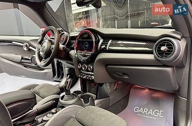 Хэтчбек MINI Cooper 2019 в Киеве