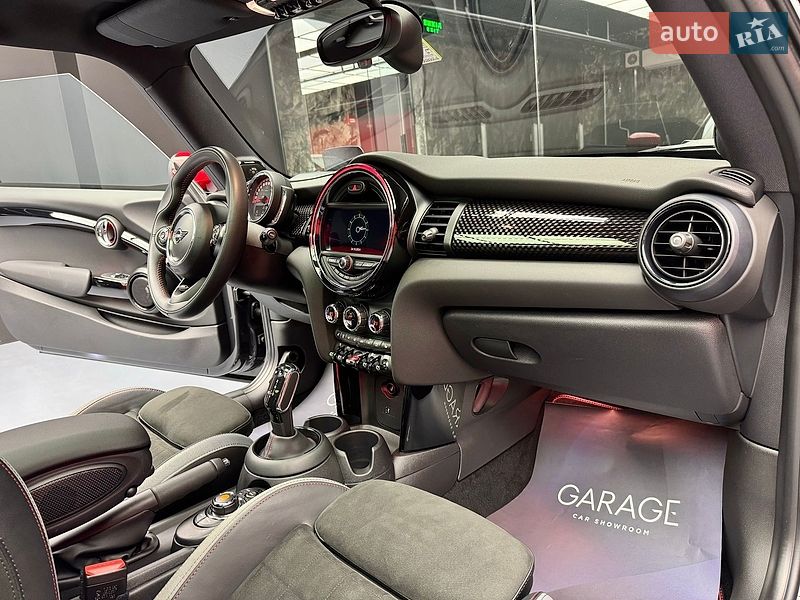 Хэтчбек MINI Cooper 2019 в Киеве