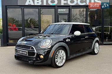 Хэтчбек MINI Cooper 2015 в Киеве