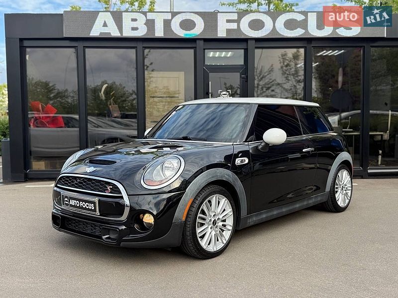 Хэтчбек MINI Cooper 2015 в Киеве
