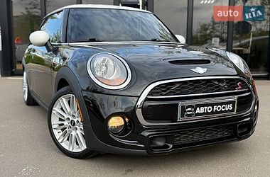 Хэтчбек MINI Cooper 2015 в Киеве