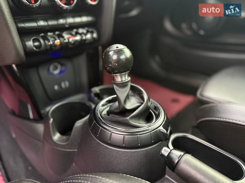 Хэтчбек MINI Cooper 2015 в Киеве