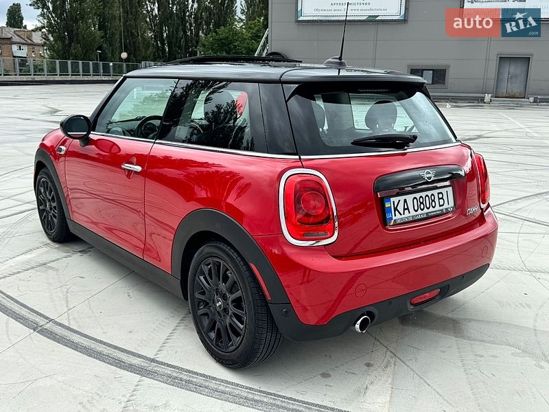 Хетчбек MINI Cooper 2018 в Києві