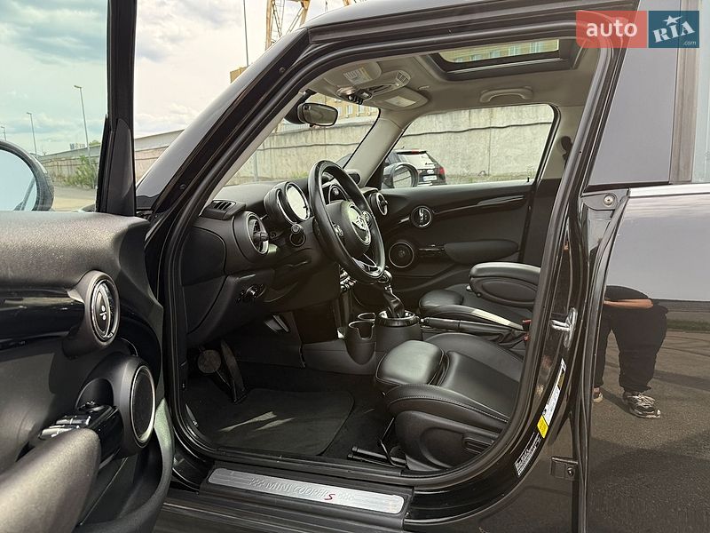 Хетчбек MINI Cooper 2015 в Києві
