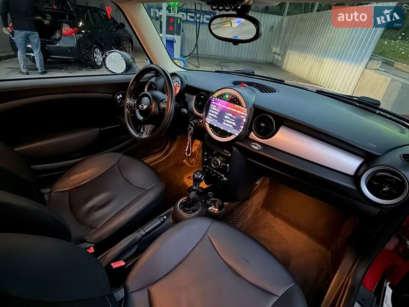 Хэтчбек MINI Cooper 2011 в Хмельницком