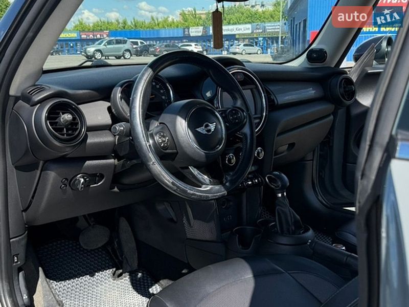 Хетчбек MINI Cooper 2017 в Києві