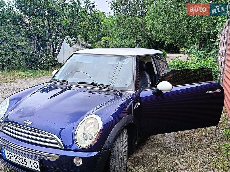 MINI Cooper 2005