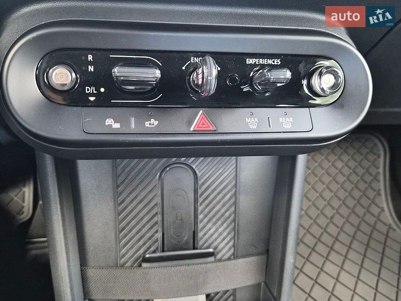 Хэтчбек MINI Cooper 2024 в Киеве