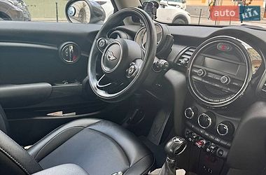 Хэтчбек MINI Cooper 2016 в Городке