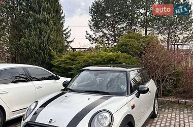 Хэтчбек MINI Cooper 2016 в Городке