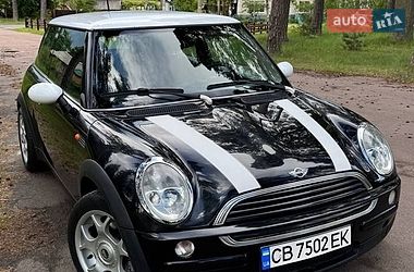 Хэтчбек MINI Cooper 2001 в Корюковке