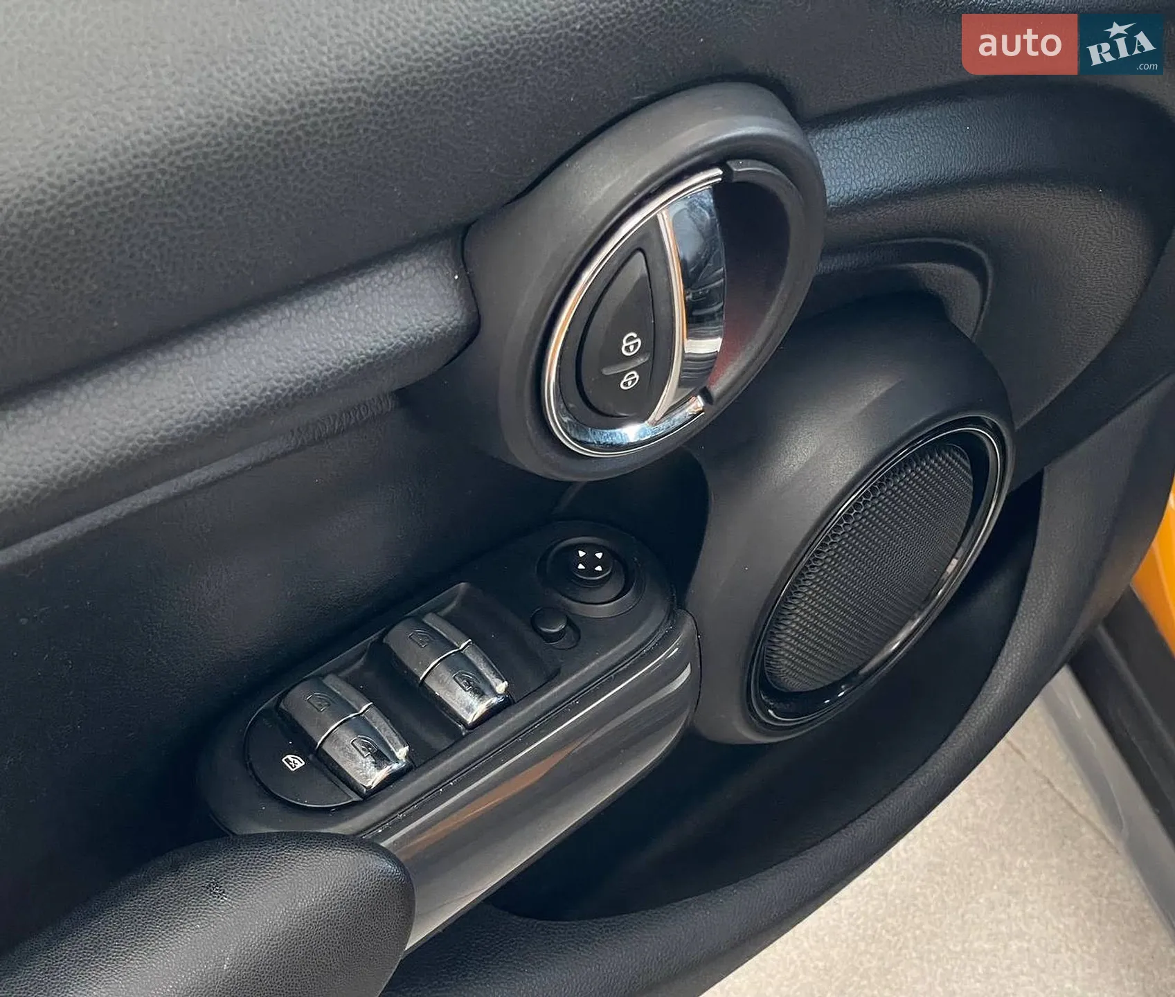2015 MINI Cooper - мініатюра 18