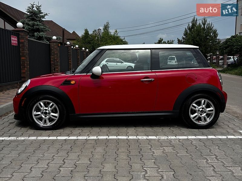 Хетчбек MINI Cooper 2011 в Білогородці