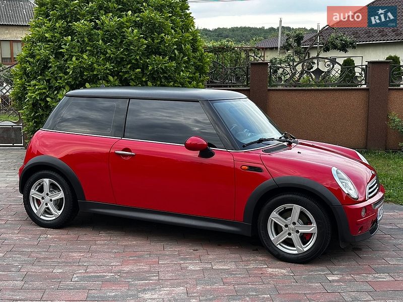 MINI Cooper 2004
