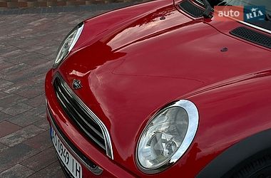 Хэтчбек MINI Cooper 2004 в Ужгороде