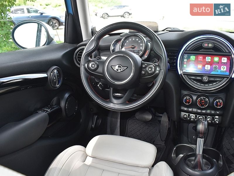 Хетчбек MINI Cooper 2018 в Києві