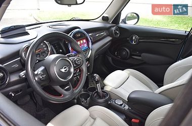 Хэтчбек MINI Cooper 2018 в Киеве