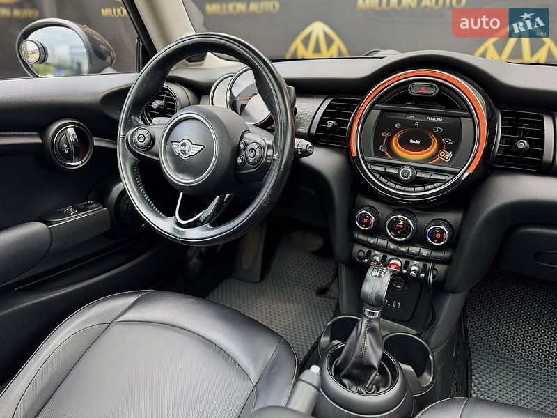 Хетчбек MINI Cooper 2017 в Києві