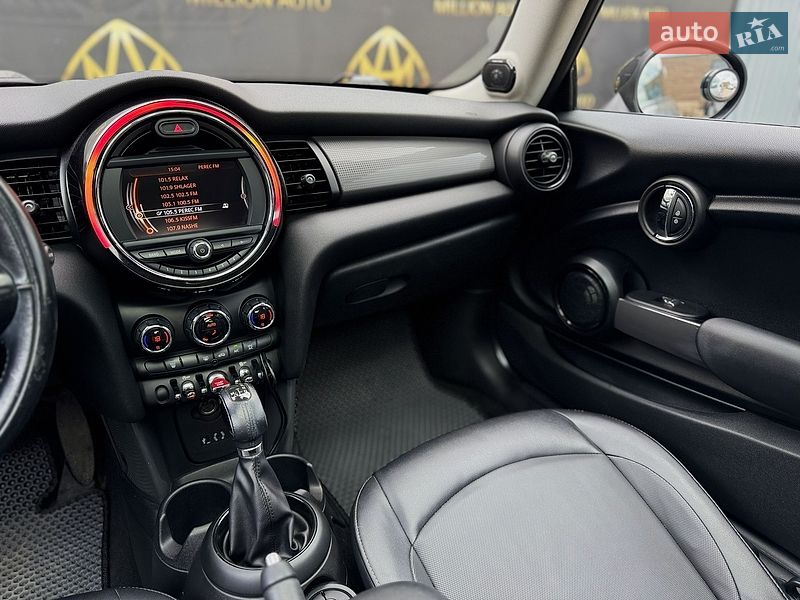 Хетчбек MINI Cooper 2017 в Києві