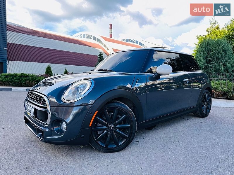 Хетчбек MINI Cooper 2018 в Пісочині