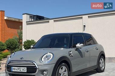 Хэтчбек MINI Cooper 2015 в Одессе
