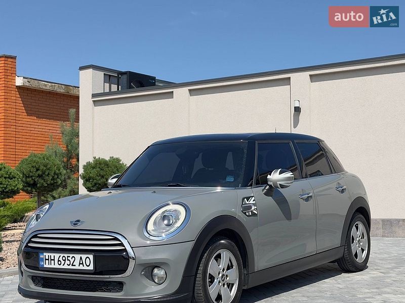 Хэтчбек MINI Cooper 2015 в Одессе