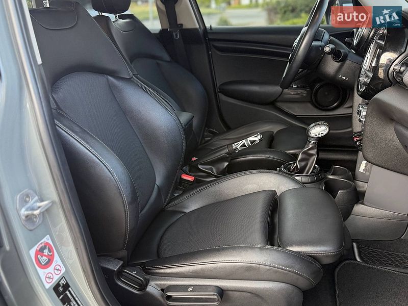 Хэтчбек MINI Cooper 2015 в Одессе