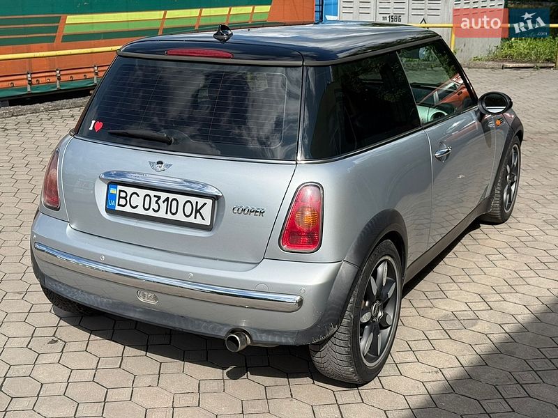 Хетчбек MINI Cooper 2003 в Львові